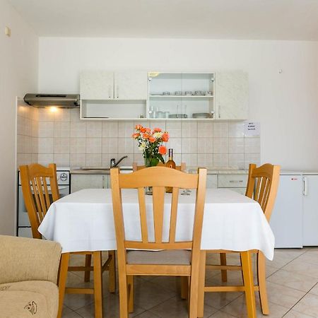 Apartmani Luka Kornić Exterior foto