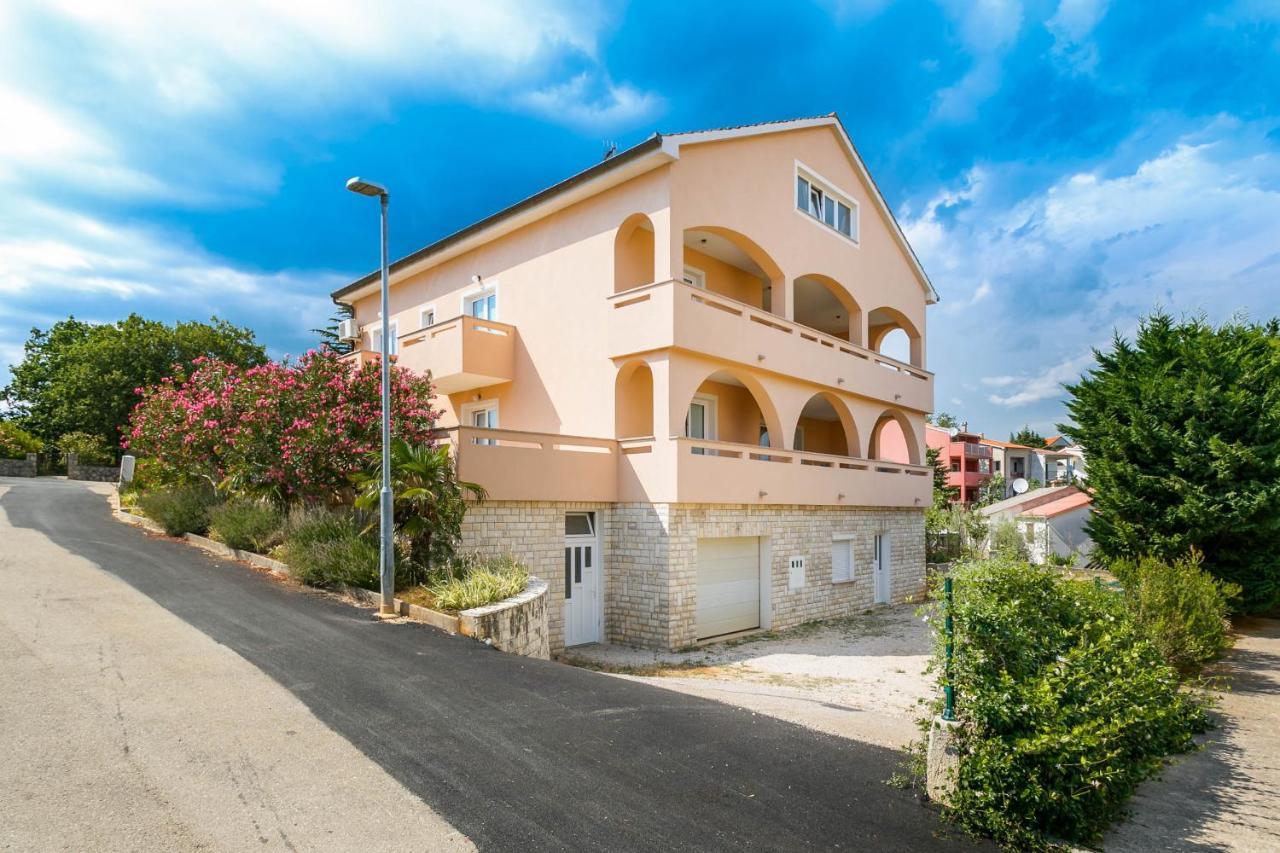 Apartmani Luka Kornić Exterior foto