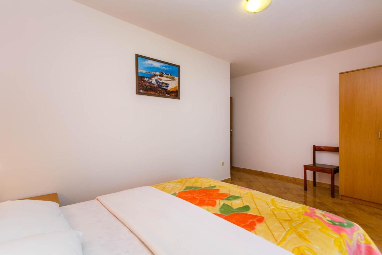 Apartmani Luka Kornić Exterior foto